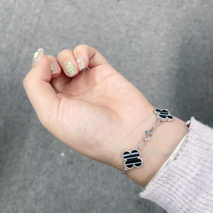 [NOVO]クローバー 5モチーフ 縞模様オニキス ブレスレット シルバー