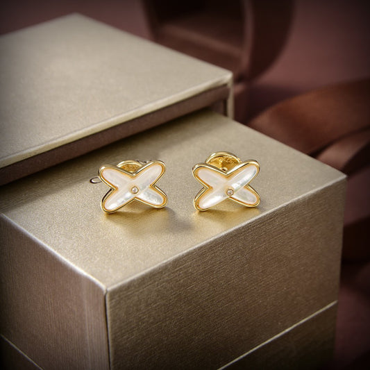 [GALE]JEUX DE WHITE MOP GOLD DIAMOND EARRINGS