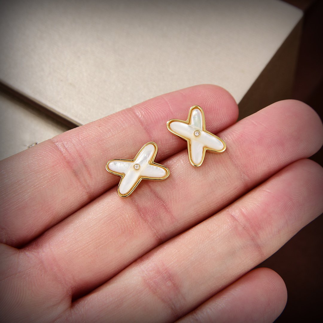 [NEU] JEUX DE WHITE POP GOLD DIAMOND EARRINGS