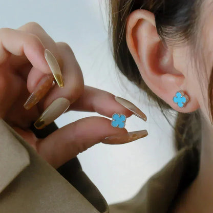 [GALE]CLOVER MINI 9.5MM ONYX STUD EARRINGS SILVER