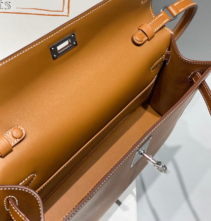 HM Kelly Elan 27cm Gold Leather Shw