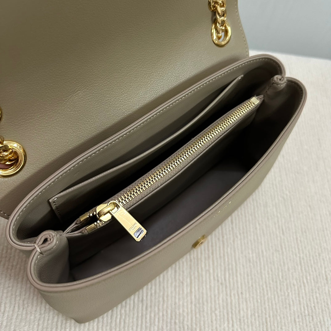 MEDIUM VICTOIRE BAG 25 IN SHADOW BROWN SUPPLE CALFSKIN GOLD HARDWARE