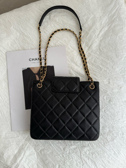 24c cc small shopping bag 21cm black lambskin gold hardware
