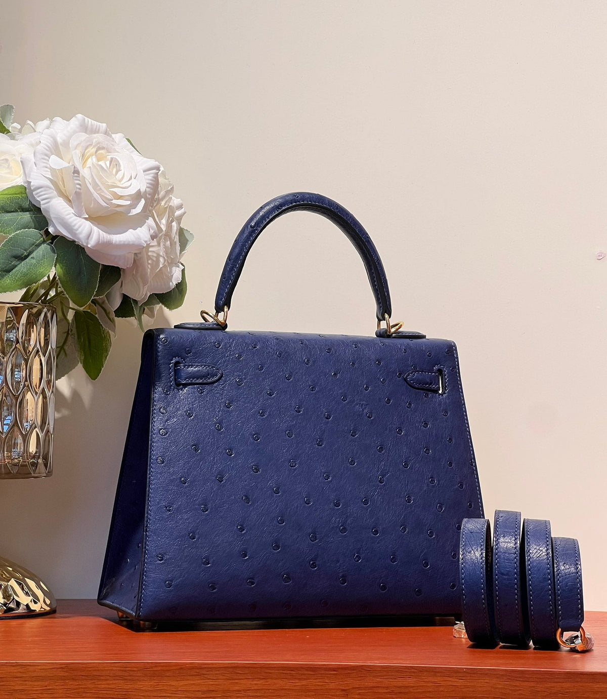 KELLY SELLIER 25 BAG IN NAVY BLUE OSTRICH LEATHER WITH GOLD HARDWARE (MADE - TO - ODER)