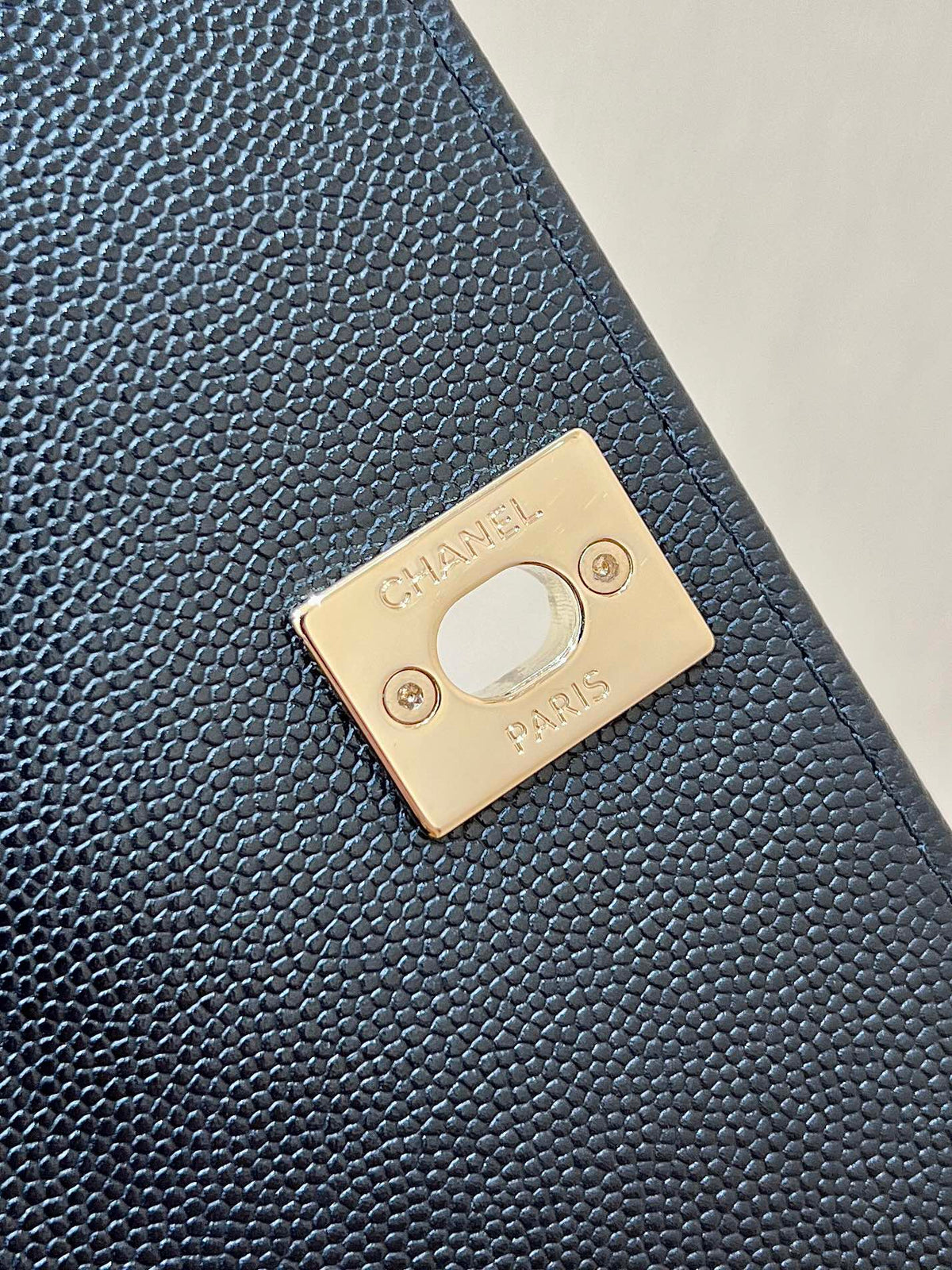 CC 24K Coco Hanle Nano 18cm Black Grained Calfskin Gold Hardware