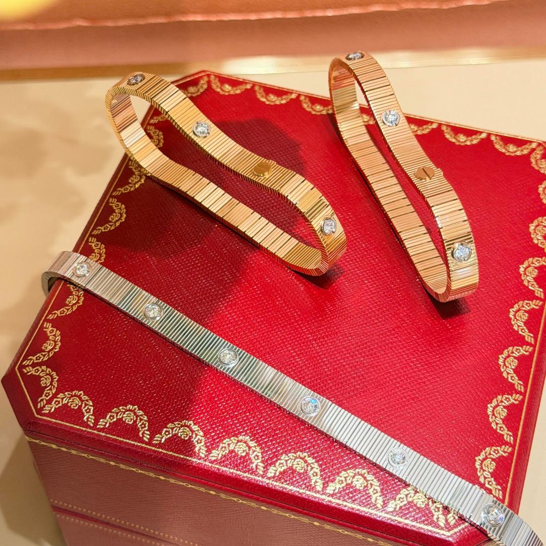 [GALE] LOVE UNLIMITED BRACELET DIAMONDS