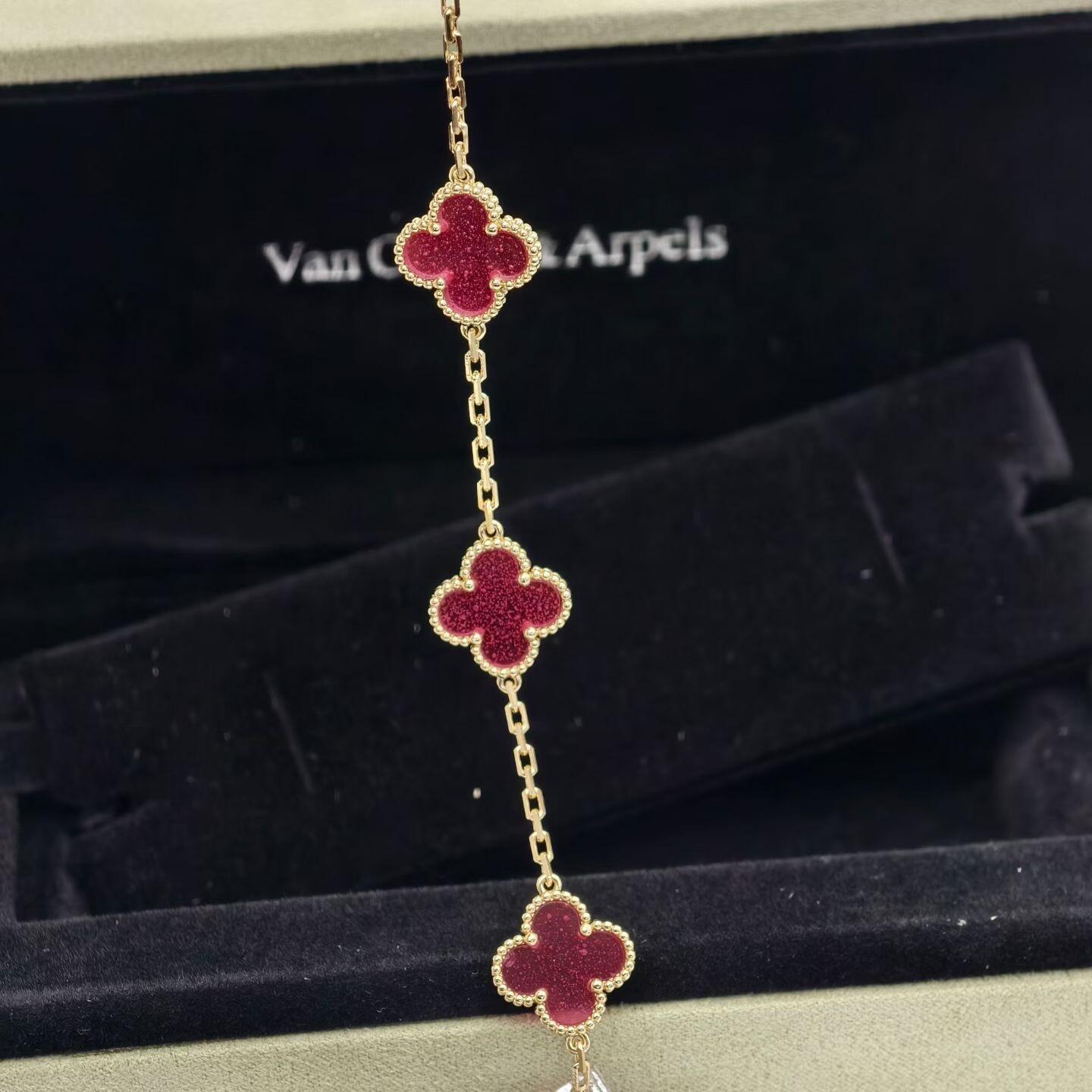[GALE]NEW CLOVER 5 MOTIFS PINK ENAMEL BRACELET