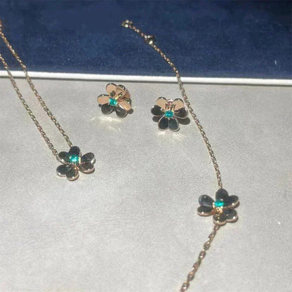 [NOVO]フリヴォルフラワーマラカイトイヤリング