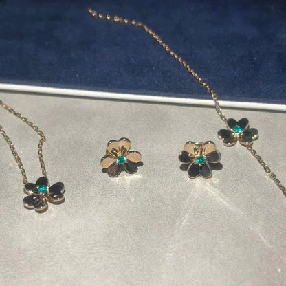 [NOVO]フリヴォルフラワーマラカイトイヤリング