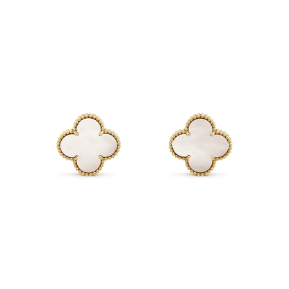 [NOVO]クローバー ミディアム 1モチーフ ホワイト モップ スタッドピアス