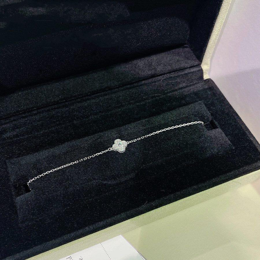 [GALE]CLOVER  SINGLE FLOWER BRACELET SILVER